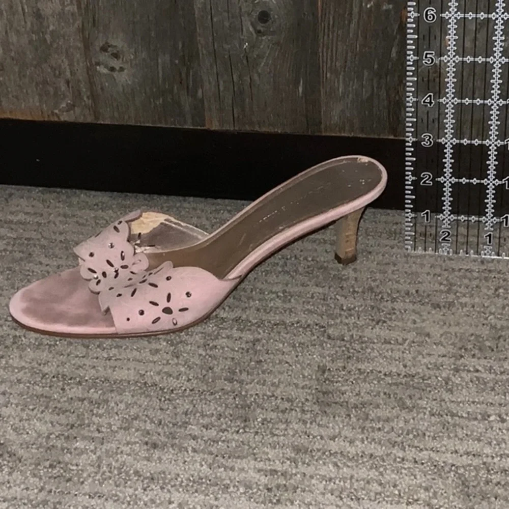 Pink, Suede, Anne Klein low-heels | Size 6